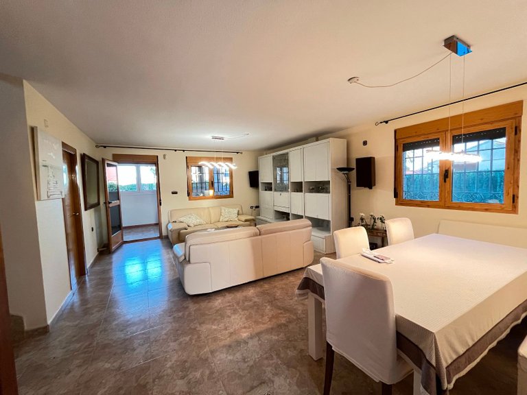 Villa for Sale in Los Urrutias 27