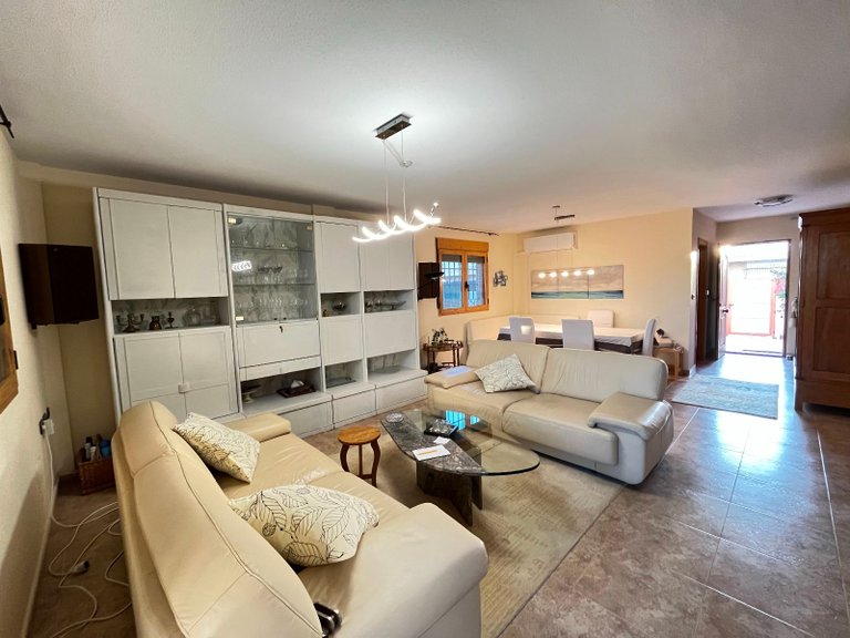 Villa for Sale in Los Urrutias 31