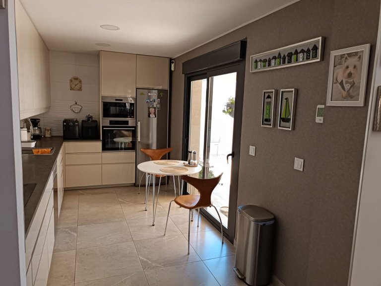 Villa for Sale in Daya Nueva 6