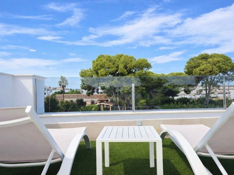 Villa for Sale in Santiago De La Ribera 5