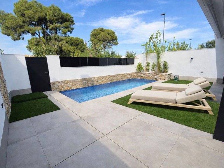 Villa for Sale in Santiago De La Ribera 14