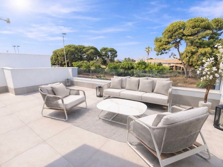 Villa for Sale in Santiago De La Ribera 16