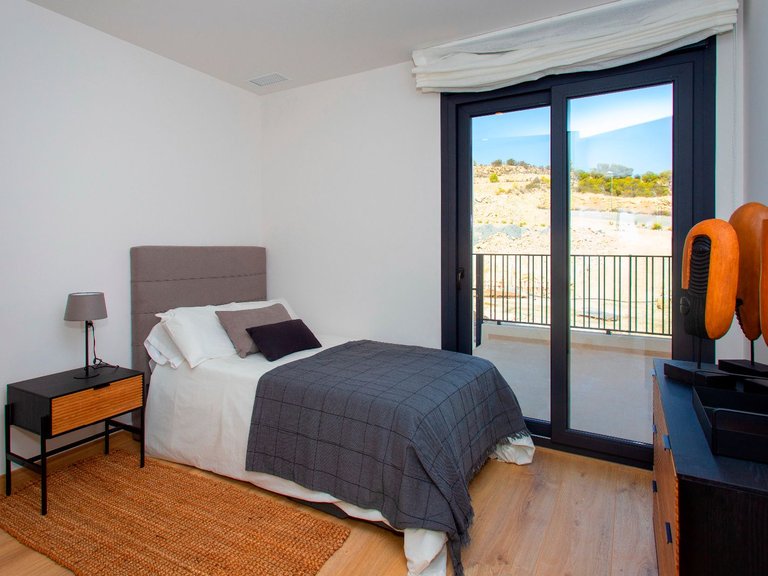 Town House for Sale in Monforte Del Cid 20