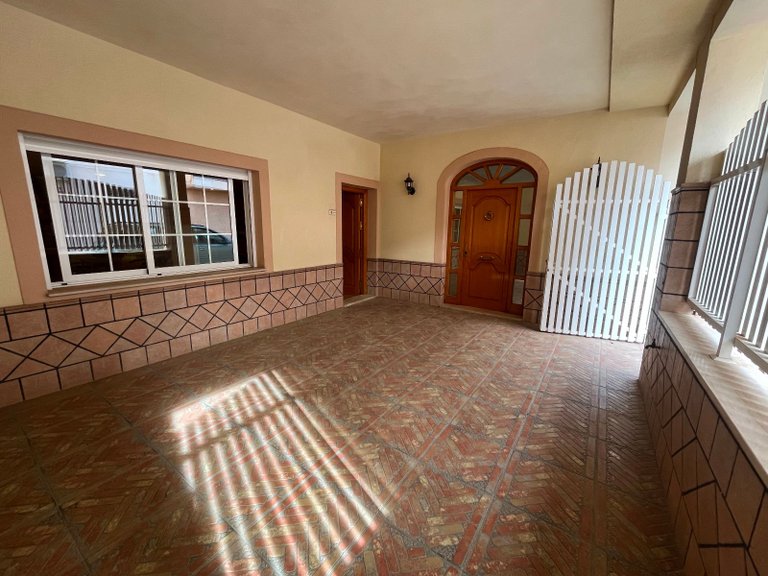 Villa for Sale in Pilar De La Horadada 1