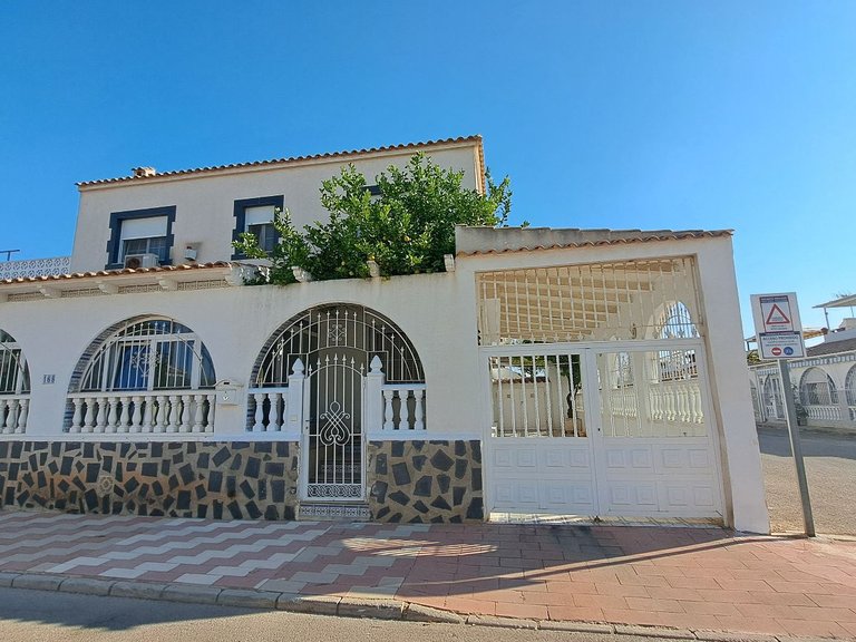 Villa for Sale in Narejos, Los 1
