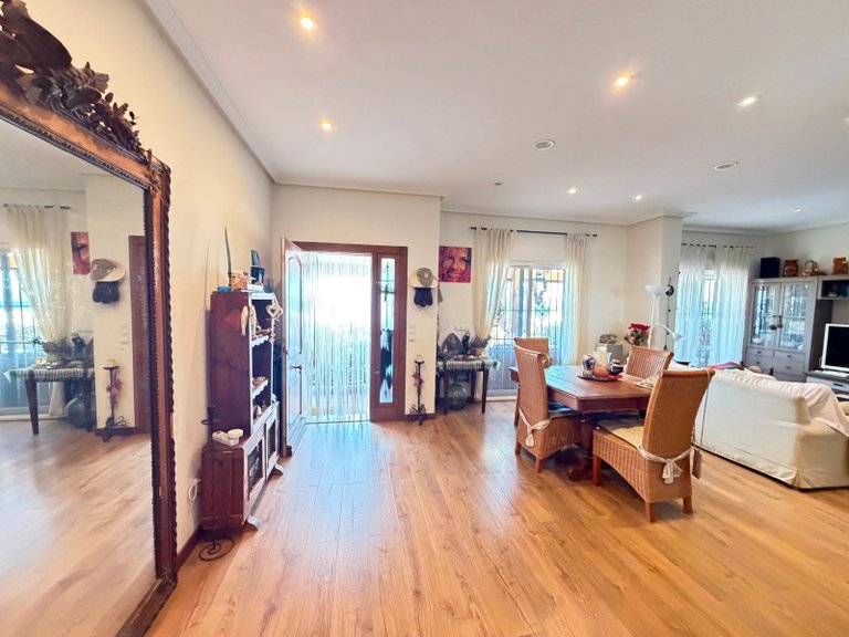 Villa for Sale in Los Urrutias 3