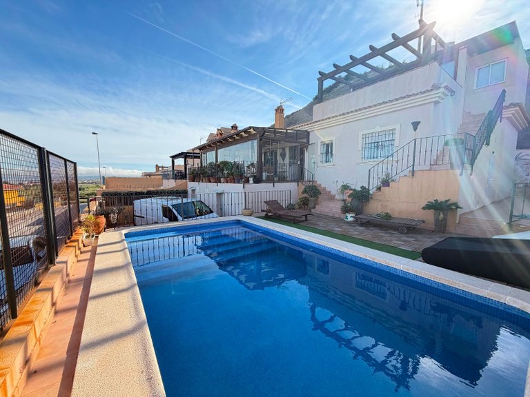 Villa for Sale in Los Urrutias 37