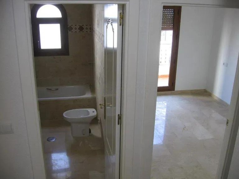 Town House for Sale in Villamartin 11