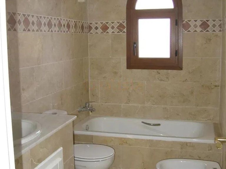 Town House for Sale in Villamartin 17