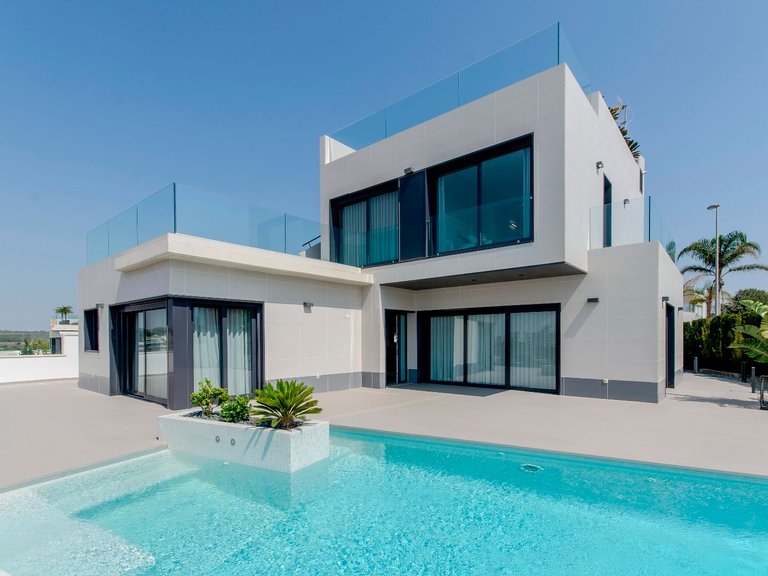 Villa for Sale in Dehesa De Campoamor 2