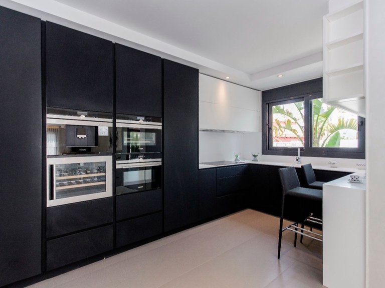 Villa for Sale in Dehesa De Campoamor 28