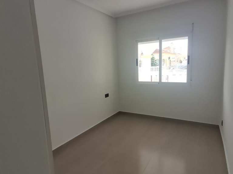 Villa for Sale in Algorfa 10