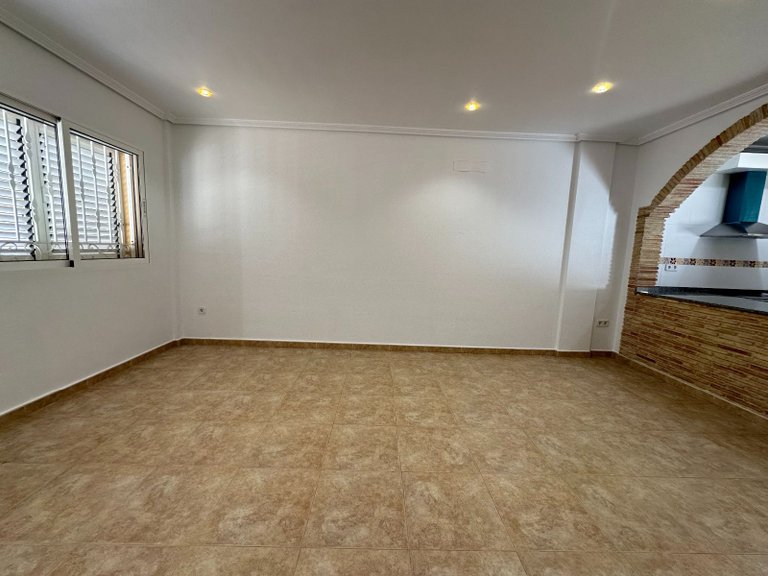 Town House for Sale in Santiago De La Ribera 4