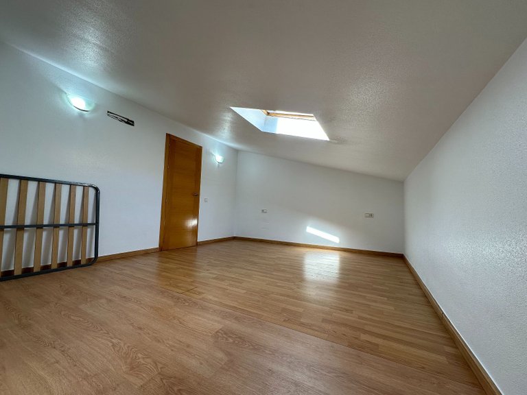 Town House for Sale in Santiago De La Ribera 20