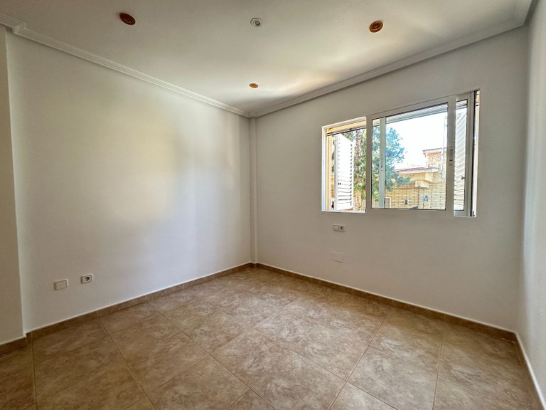 Town House for Sale in Santiago De La Ribera 12