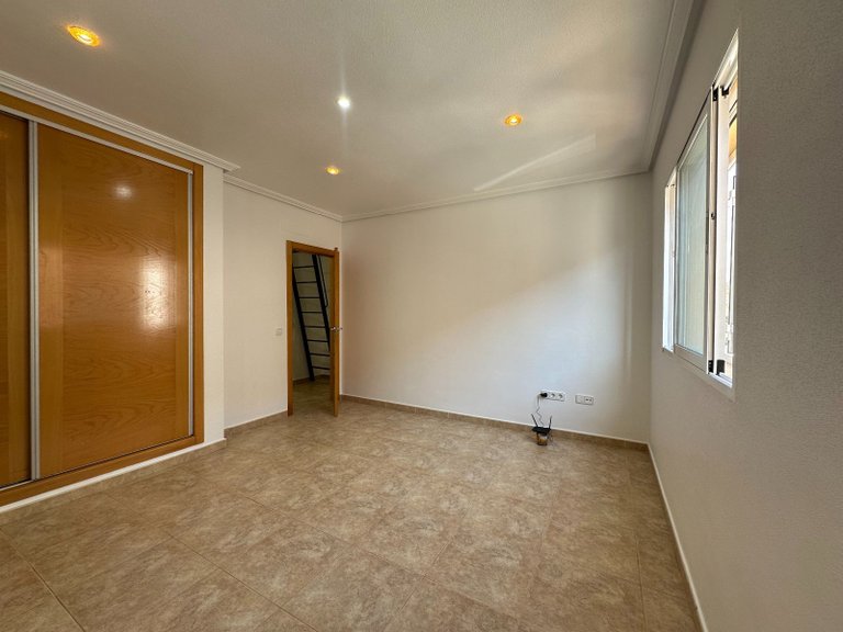 Town House for Sale in Santiago De La Ribera 15