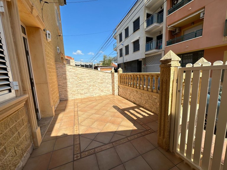 Town House for Sale in Santiago De La Ribera 34
