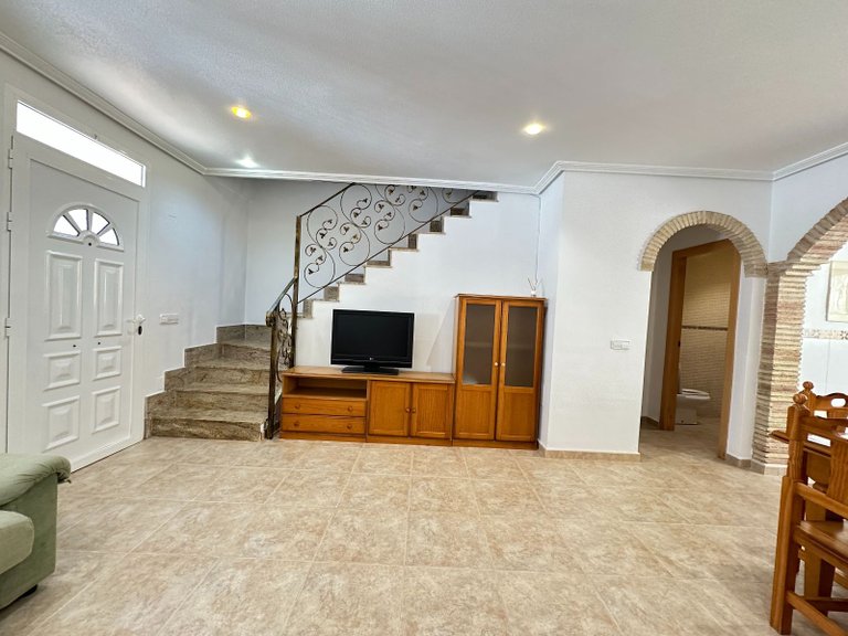 Town House for Sale in Santiago De La Ribera 3