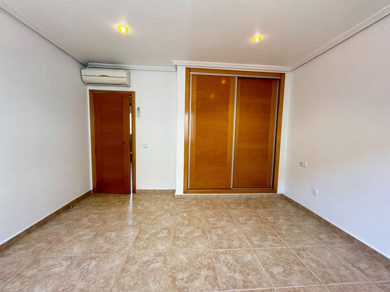 Town House for Sale in Santiago De La Ribera 15