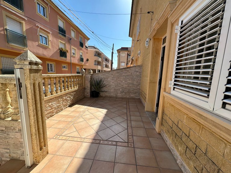 Town House for Sale in Santiago De La Ribera 38