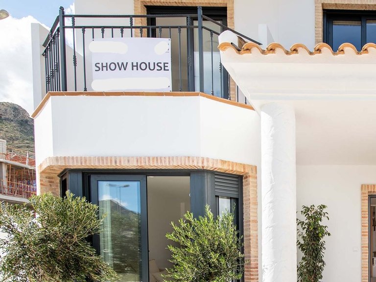 Town House for Sale in Cox 2