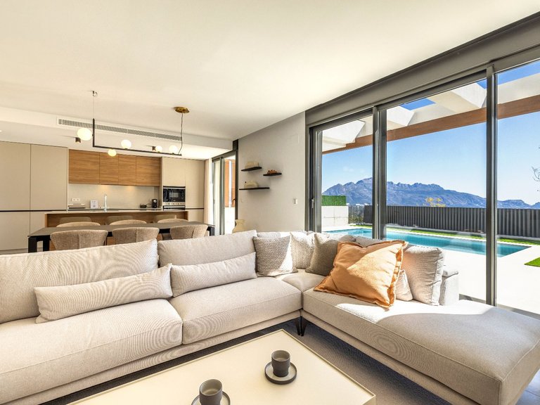 Villa for Sale in Polop 5