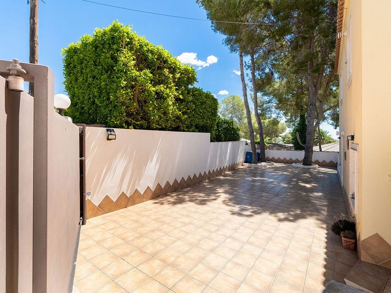 Villa for Sale in Pinar De Campoverde 37