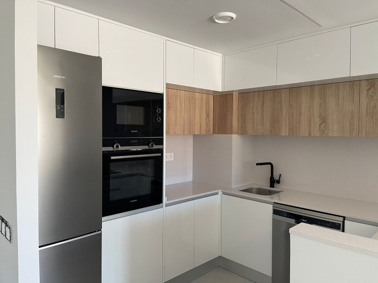 Apartment for Sale in Mil Palmeras 4