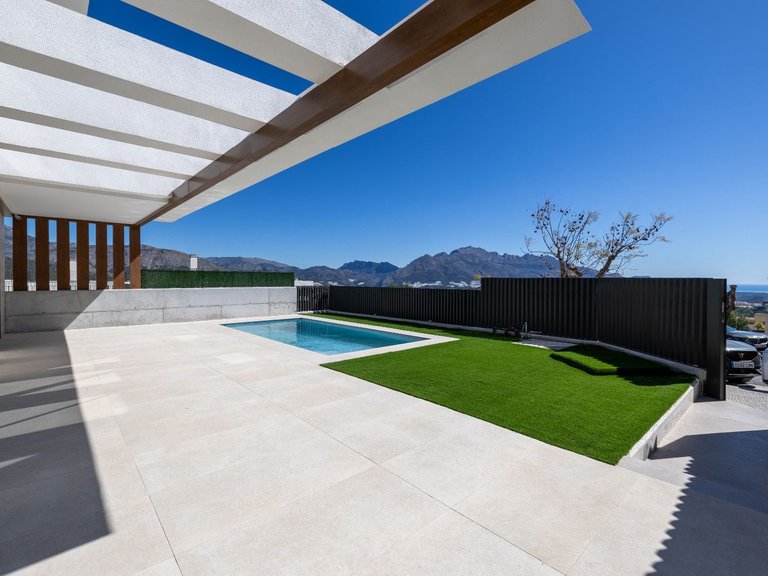 Villa for Sale in Polop 4