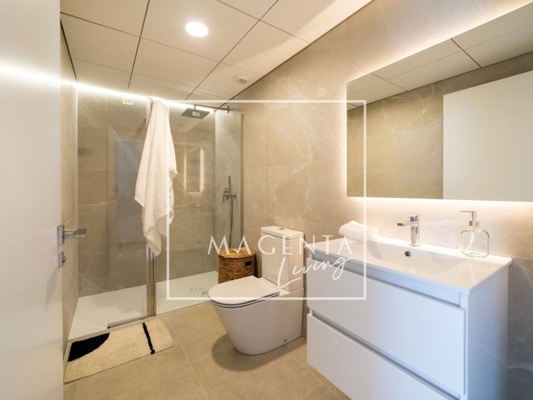 Apartment for Sale in Santa Pola, Alicante 30