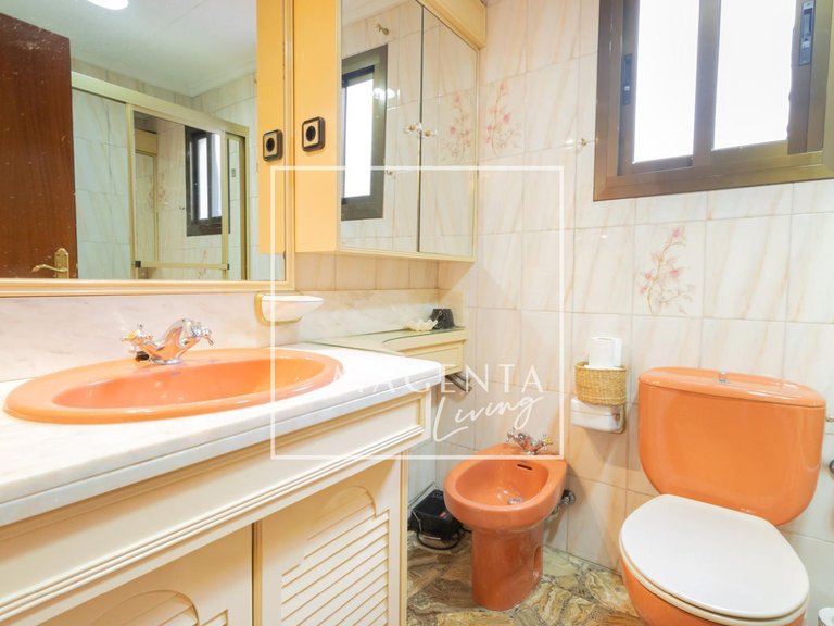 Villa for Sale in Alicante/alacant, Alicante 11