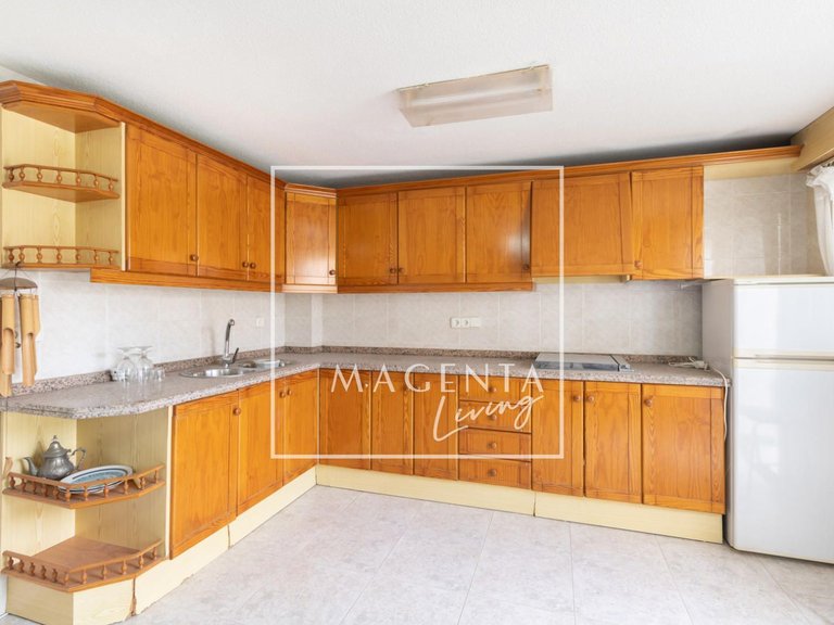 Villa for Sale in Alicante/alacant, Alicante 35