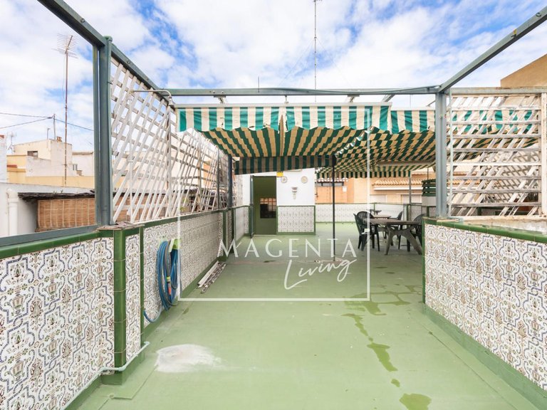 Villa for Sale in Alicante/alacant, Alicante 37
