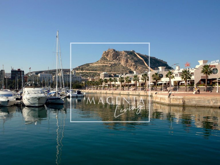 Town House for Sale in Finestrat, Alicante 18