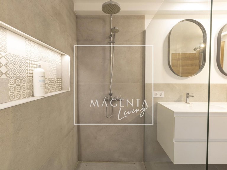 Villa for Sale in Finestrat, Alicante 38