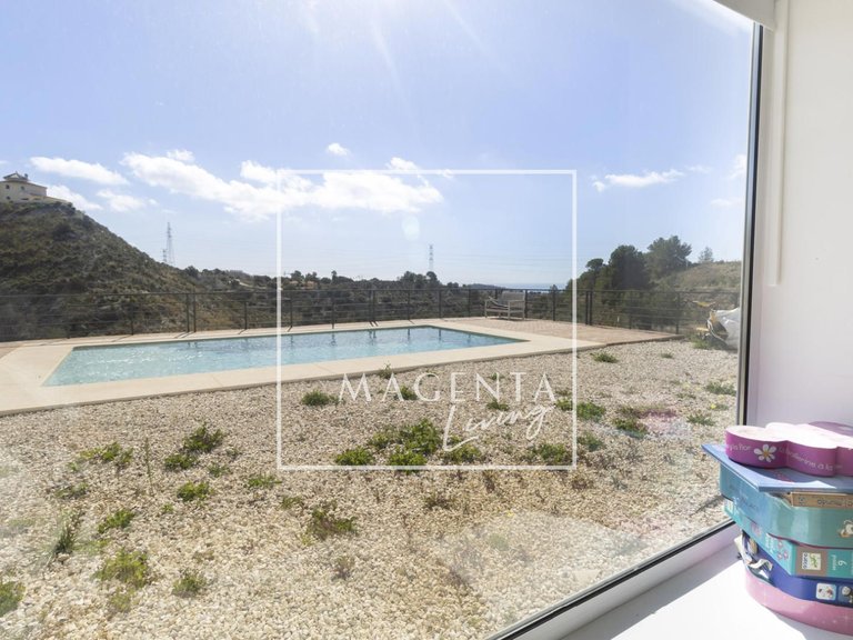 Villa for Sale in Finestrat, Alicante 32