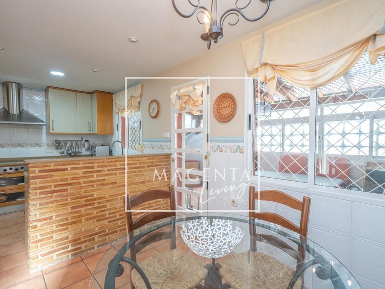 Town House for Sale in Alicante/alacant, Alicante 24