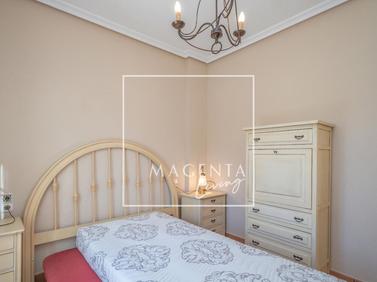 Town House for Sale in Alicante/alacant, Alicante 32