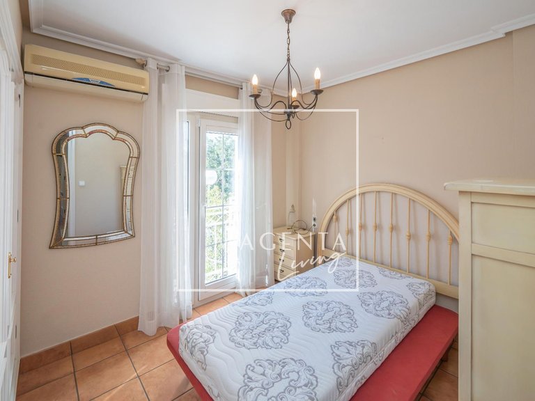 Town House for Sale in Alicante/alacant, Alicante 31