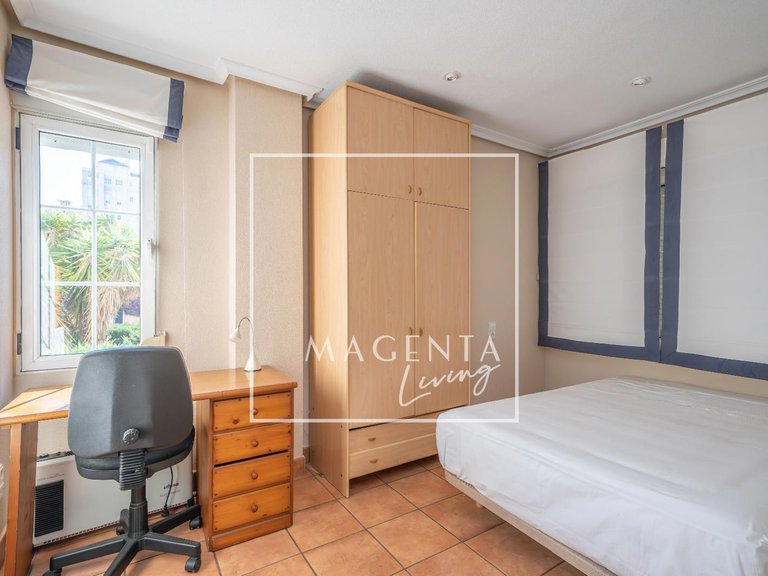 Town House for Sale in Alicante/alacant, Alicante 42