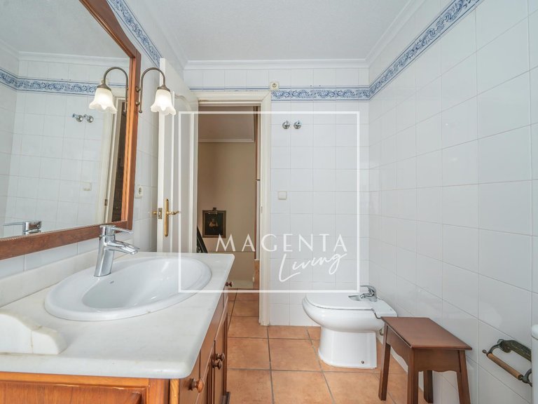 Town House for Sale in Alicante/alacant, Alicante 48