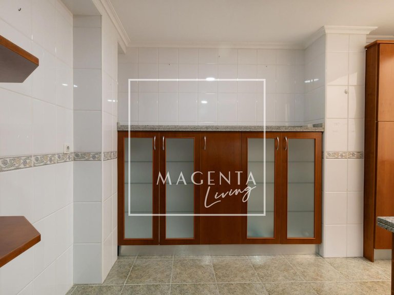 Apartment for Sale in Alicante/alacant, Alicante 17
