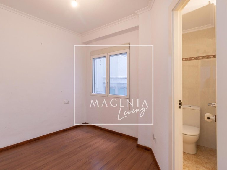 Apartment for Sale in Alicante/alacant, Alicante 24