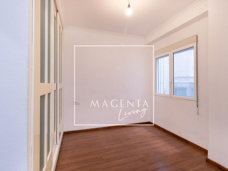 Apartment for Sale in Alicante/alacant, Alicante 23