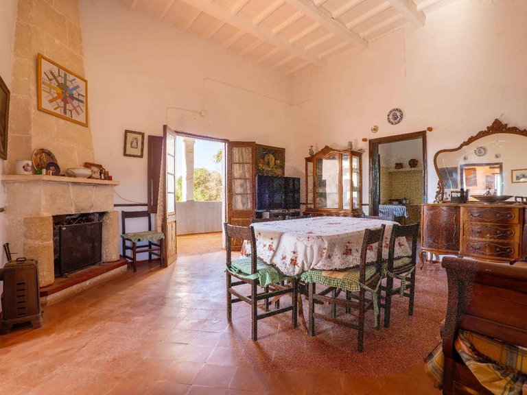 Villa for Sale in Ciutadella De Menorca 5