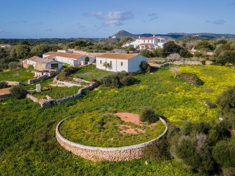 Villa for Sale in Alaior 1