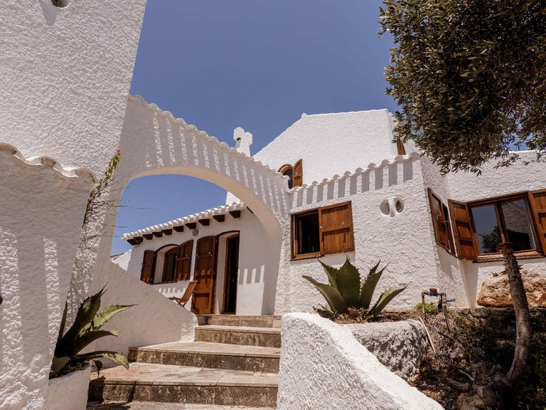 Villa for Sale in Ciutadella De Menorca 6