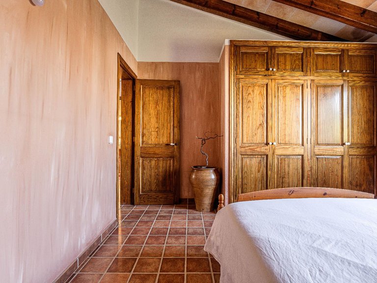 Town House for Sale in Ciutadella De Menorca 12