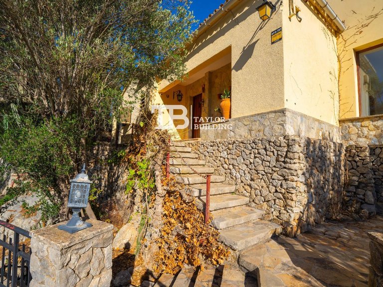 Villa for Sale in Major de Galilea, Puigpunyent 4