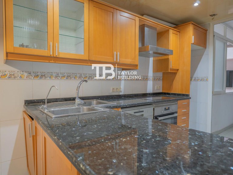 Apartment for Sale in Ramon Muntaner, Palma De Mallorca 8